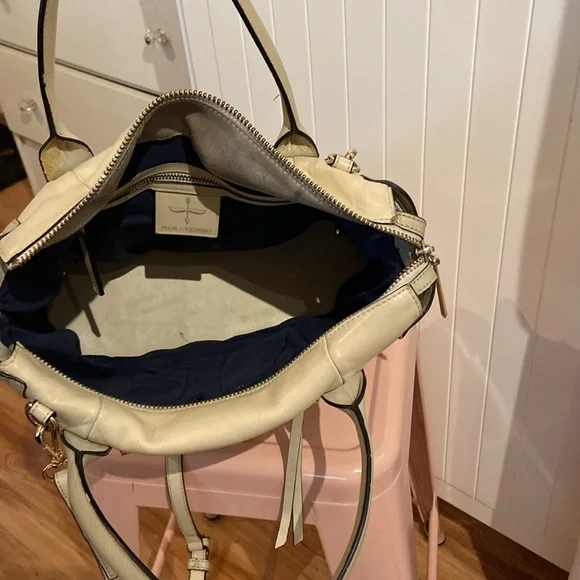 POUR LA VICTOIRE two tone 100% leather satchel with crossbody strap - Picture 7 of 16